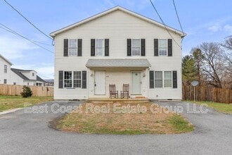 Building Photo - 119 E Rd