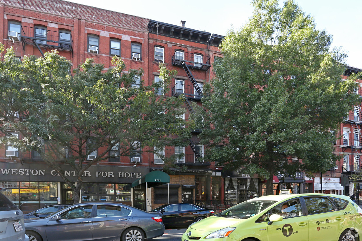 Primary Photo - 2268 Seventh Ave