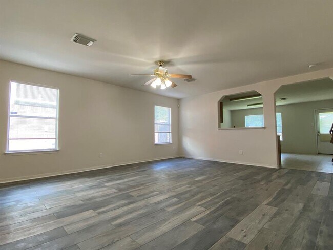 Foto del edificio - 5502 Jefferson St