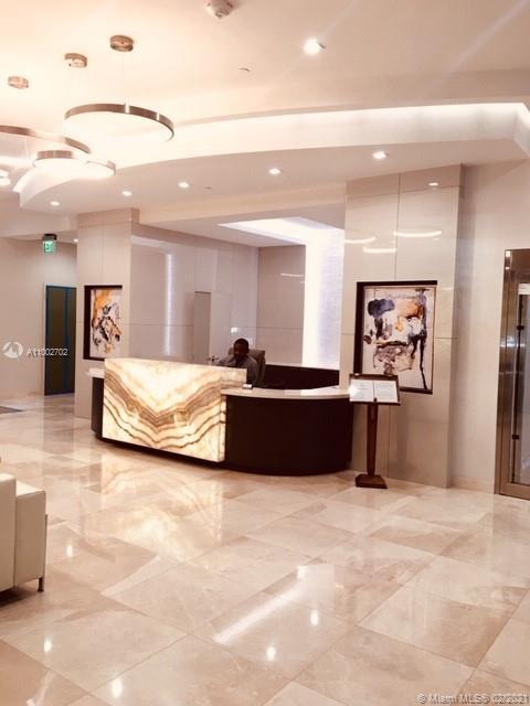Foto del edificio - 20225 NE 34th Ct