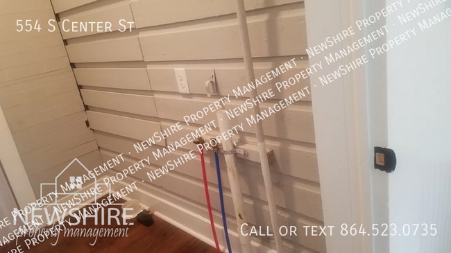 Foto del edificio - 554 S Center St