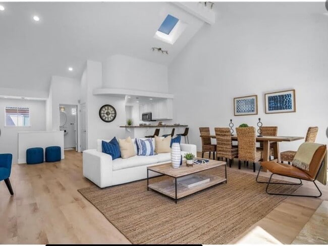 Living Room /  Kitchen - 138 S Broadway