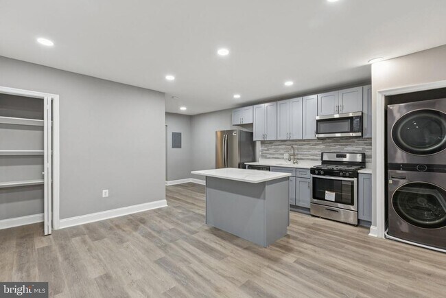 Foto del edificio - 405 34th St SE