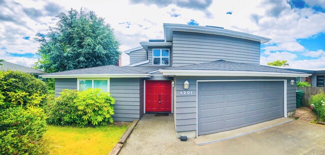 Building Photo - 4201 SW 109th St