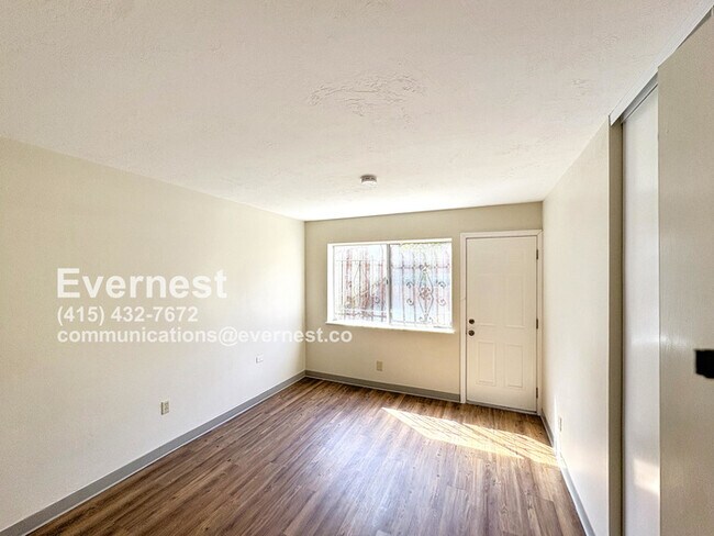 Foto del edificio - Spacious 2-Bed, 2-Bath Single-Family Home ...