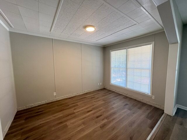 Foto del edificio - 8116 Trafalgar Way