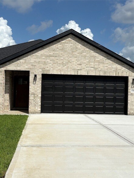 Foto del edificio - 13110 Lake Conroe Bay Rd