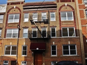 Building Photo - 325 Baldwin Ave