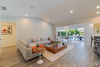 Building Photo - 2291 Las Casitas Dr