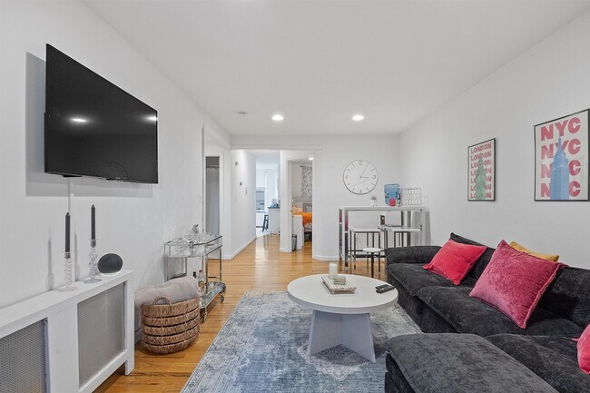 Foto del edificio - 1038 Willow Ave