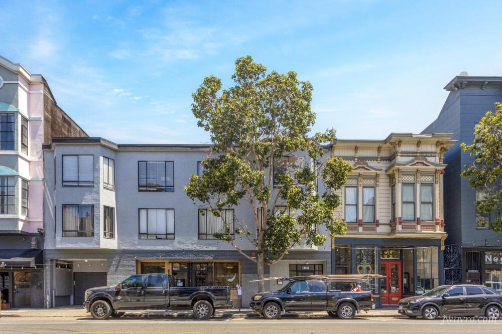 Primary Photo - 1157 Valencia St