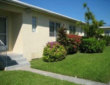 Primary Photo - 2175 Bay Dr