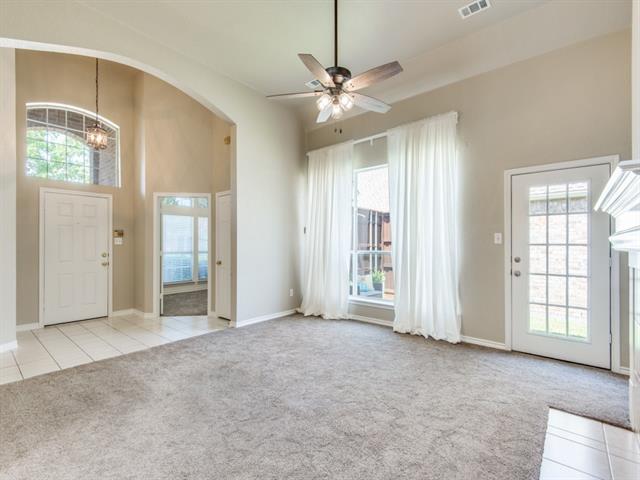 Building Photo - 8416 Gateway Dr