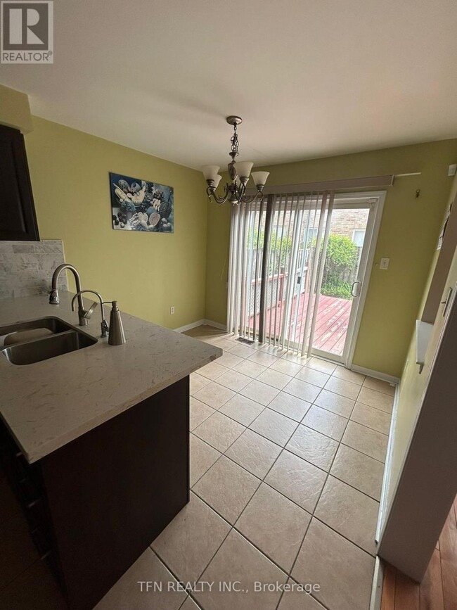 Building Photo - 117 Rouge River Dr
