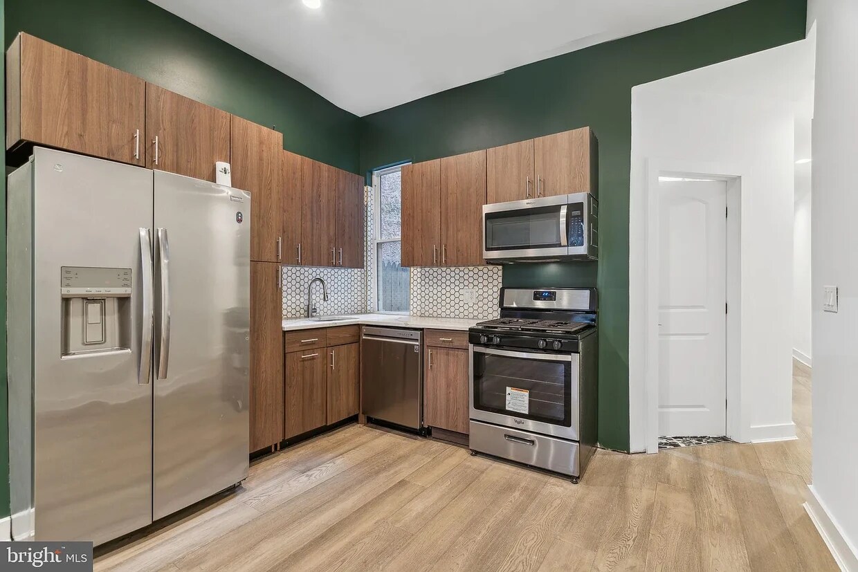 Foto principal - 2146 N Van Pelt St