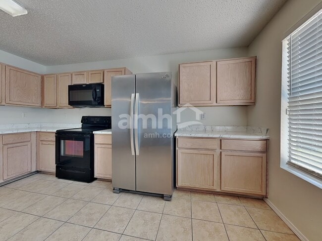 Building Photo - 4301 Meadowknoll Dr