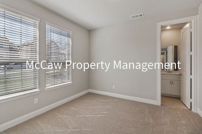 Foto del edificio - 9698 Staffordshire Rd