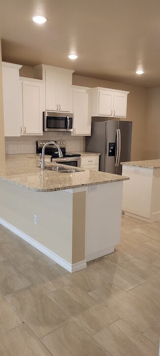 Foto del edificio - 5415 Rose Garden Loop