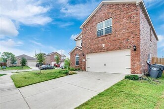 Building Photo - 1201 Juniper Dr
