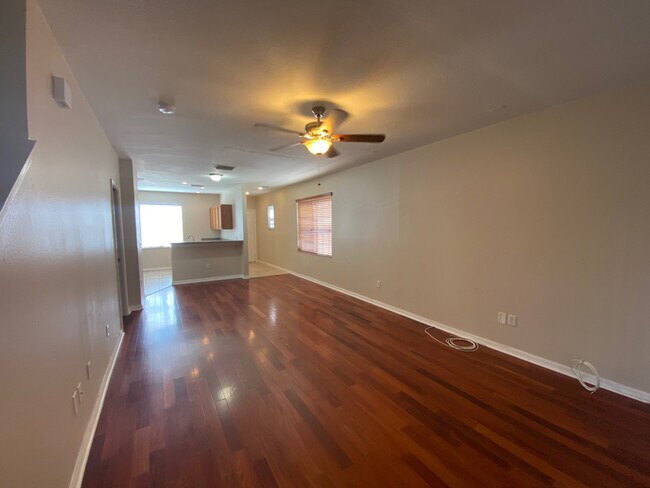 Building Photo - 4917 Elizabeth Anne Cir