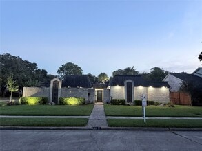 Building Photo - 4012 Chile Dr