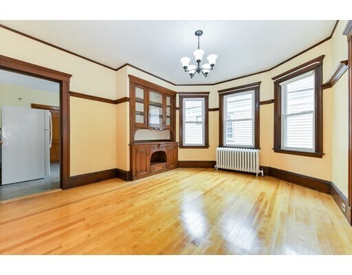 Primary Photo - 652 South St