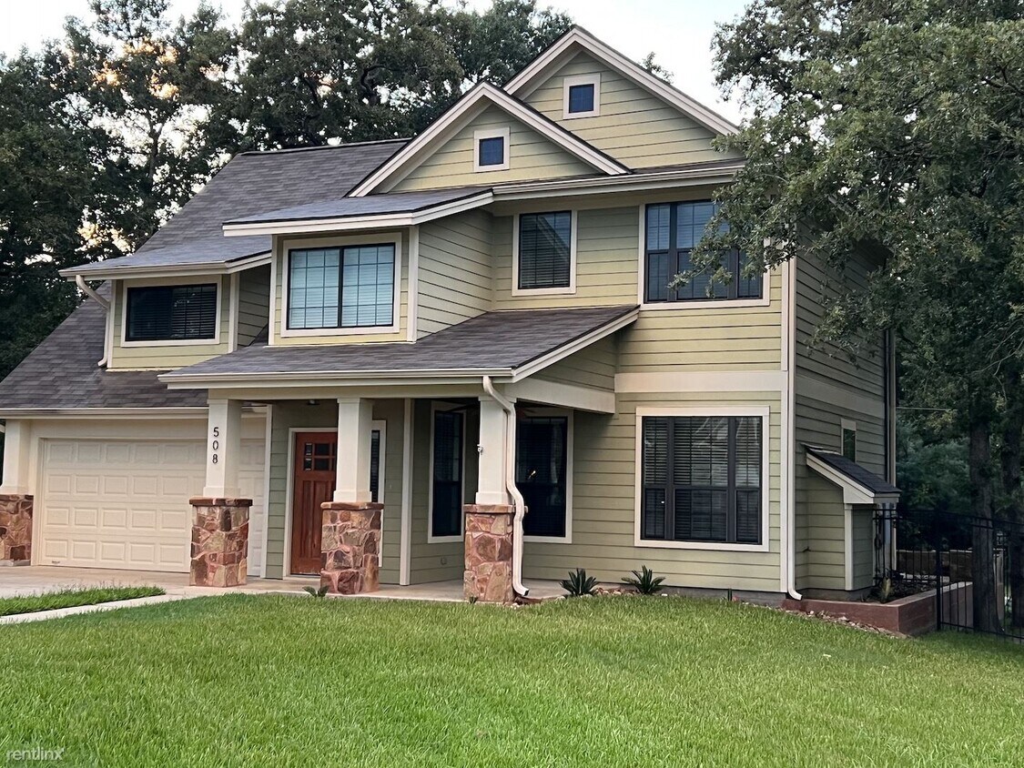 3 br, 2.5 bath House The 508 Bent Oak Ct. House Rental in Caldwell