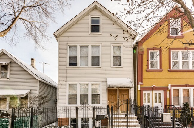 Building Photo - 1739 N Rockwell St