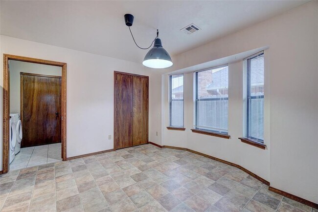 Foto del edificio - 1225 SW 132nd Pl