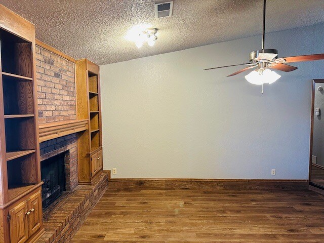 Building Photo - 600 Fire Light Dr