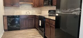 Building Photo - 502 N Redbud St