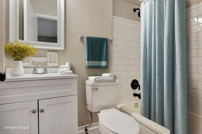 Building Photo - 2843 Cypress Way