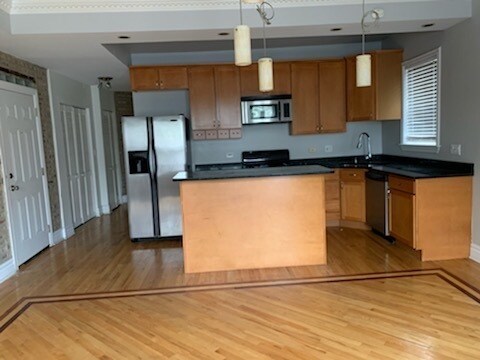 Building Photo - 4847 S Vincennes Ave