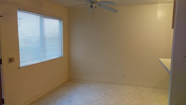 Foto del edificio - 11 Linscheid Dr