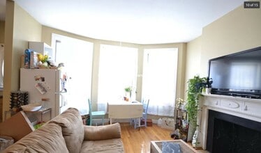 Building Photo - 17 Highgate St