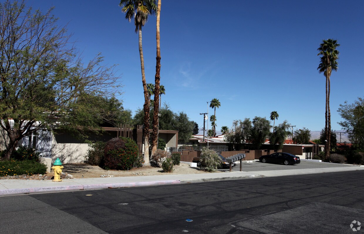 Foto del edificio - 46045 Ocotillo Dr