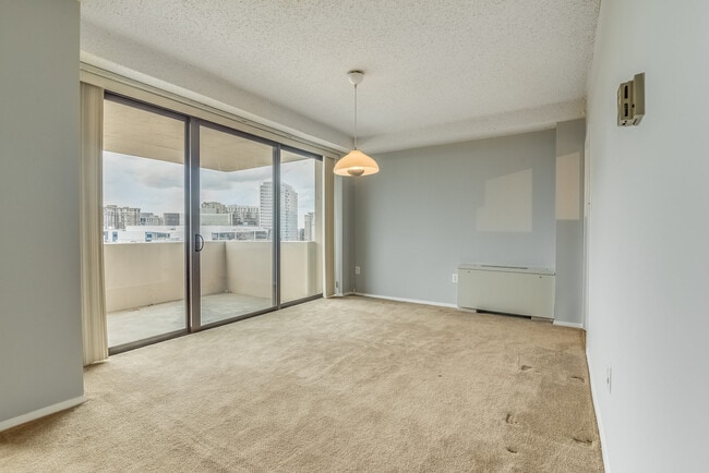 Photo - 4141 Henderson Rd Townhome