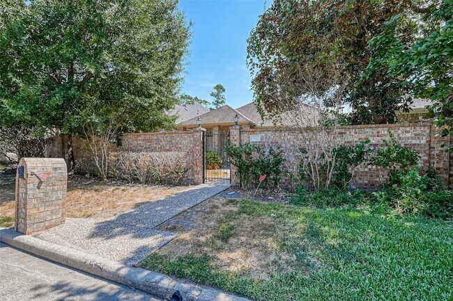 Building Photo - 5011 Huntwick Parc Ct