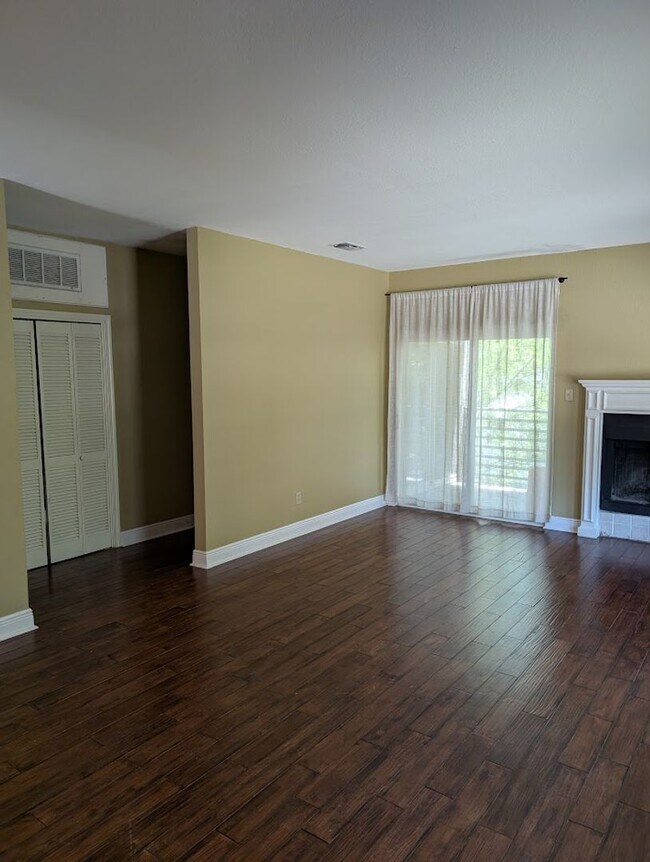 Foto del edificio - Creekridge - Hyde Park - 45 / Duval - Excl...
