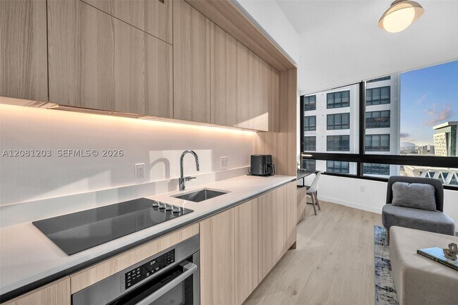 Foto del edificio - 225 N Miami Ave