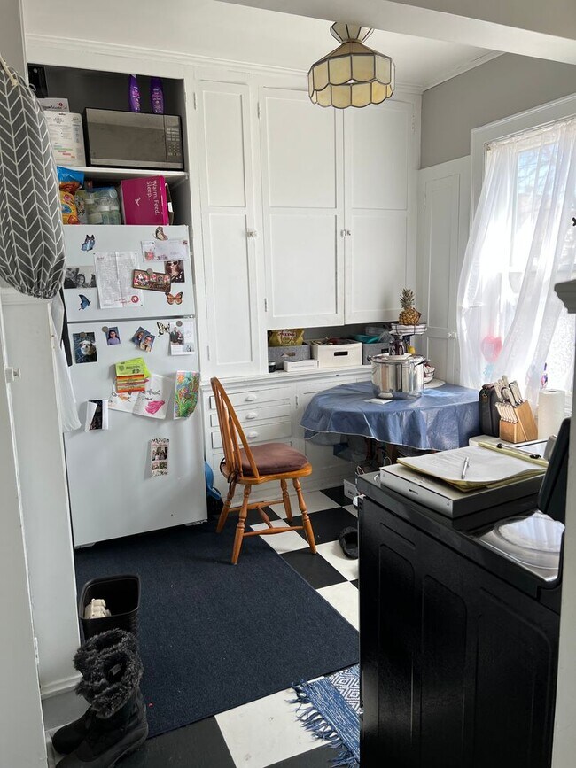 Foto del edificio - 318-320 N 12th Ave E