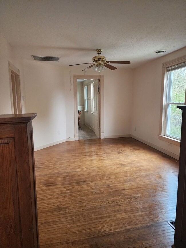 Building Photo - 346w4th