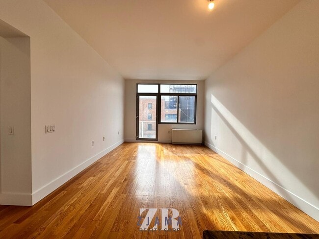Building Photo - 836 Bergen St