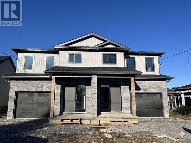 Photo du bâtiment - 24A VALLEY ROAD