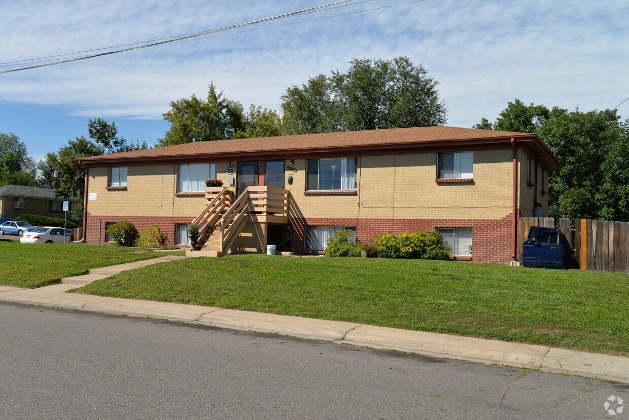 89918997 W 45th Pl, Wheat Ridge, CO 80033 Apartments in Wheat Ridge