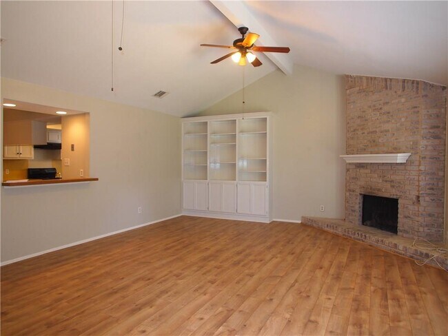 Building Photo - 2710 Jorwoods Dr