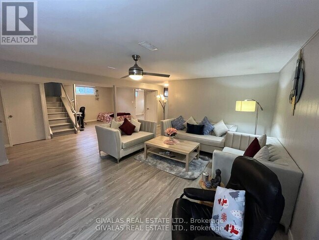 Photo du bâtiment - 94 Pleasant View Dr