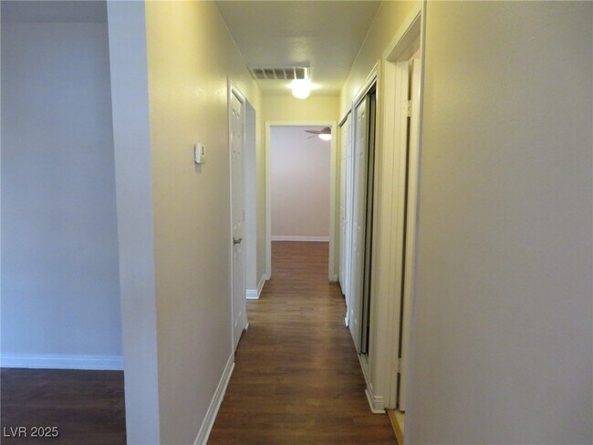 Foto del edificio - 4171 Gannet Cir