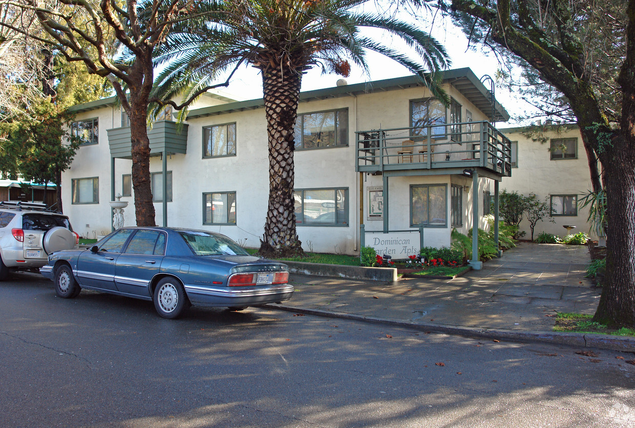 Foto principal - Dominic Garden Apartments
