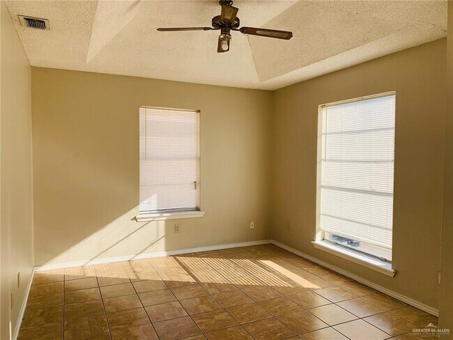 Foto del edificio - 2517 N 32nd St